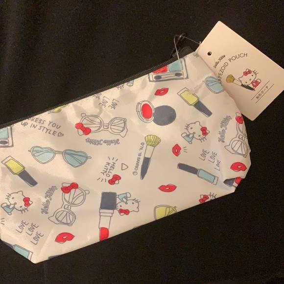 Hello Kitty makeup pouch from Japan NWT - Picture 3 of 6